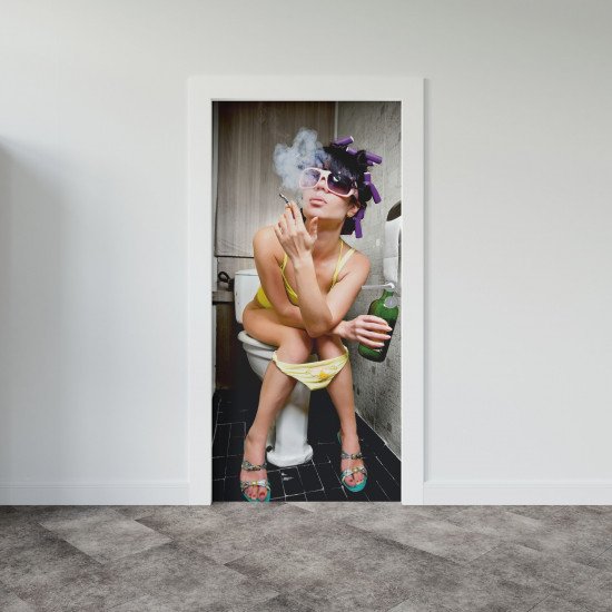 Autocolant usa Girl Sits in a Toilet